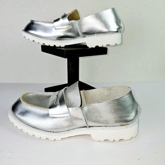 U-Dot No. 5 Takumi Inomata Silver Metallic ALL Loafter Shoes, MSRP $310, Sz *11 - Picture 2 of 10